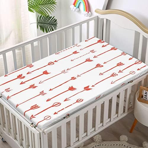 Чаршаф за легло в стил Стрели, Стандартен чаршаф за матрак за бебешко легло от ултра Мек материал - чудесно за стая на момче или момиче, или на детето, 28 x 52, Корал и бя?