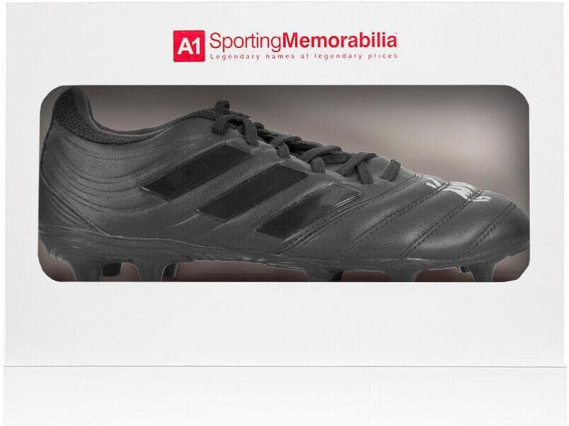 Футболни обувки с автограф на Калвин Филипс - Адидас, Черно - Подарък кутия С Автограф - Футболни топки с автографи